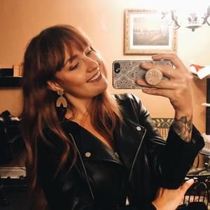 Meet your Posher, Constance